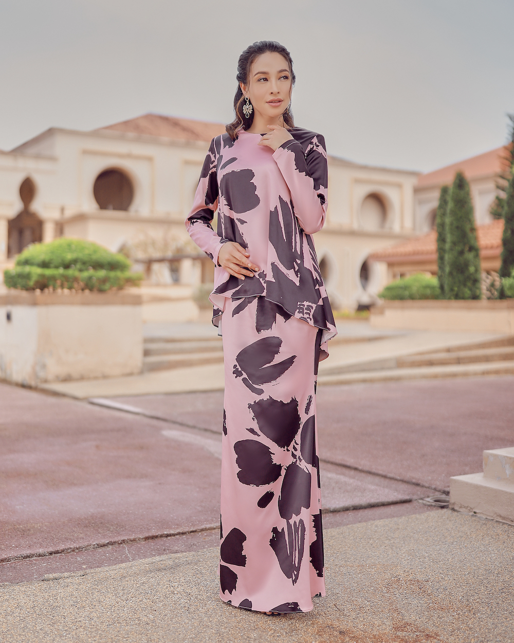 RINNA  KURUNG - BLACK PINK